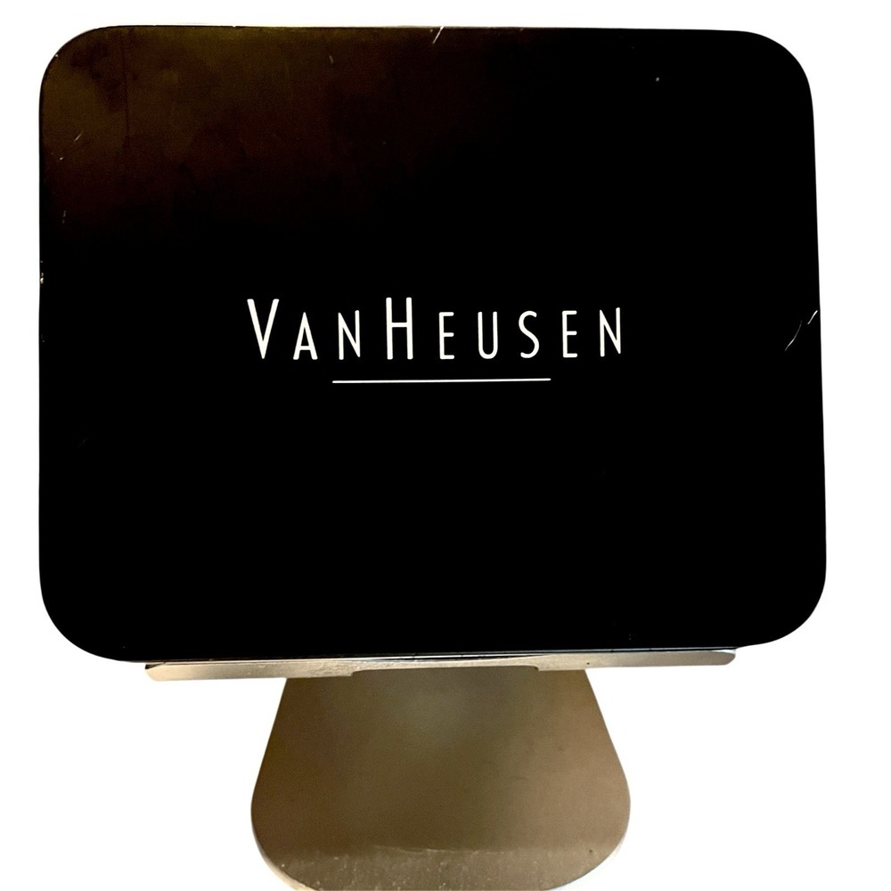 Van Heusen Mens Genuine‎ Leather Trifold Wallet Dark Brown with Metal Gift Tin